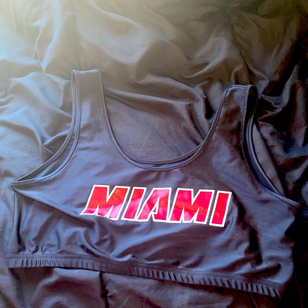 NWOT Miami Heat Crop Top/Sports Bra Size 1x